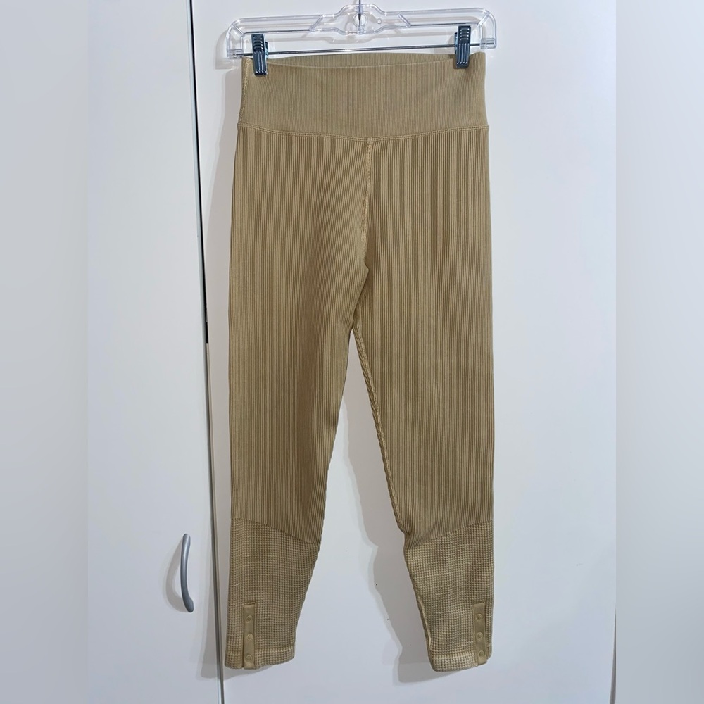 aerie offline tan leggings size medium